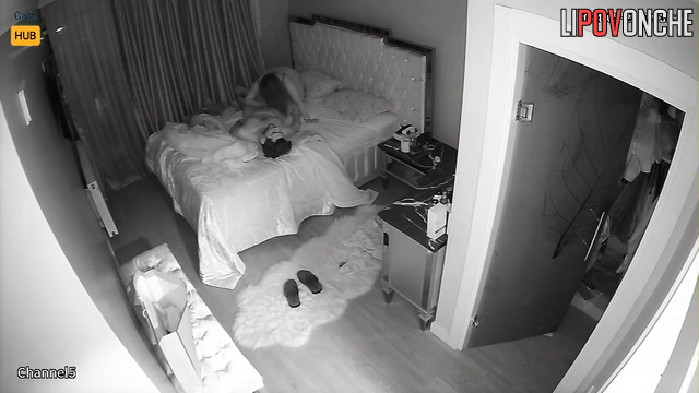 It was her first cunnilingus (night hidden video)