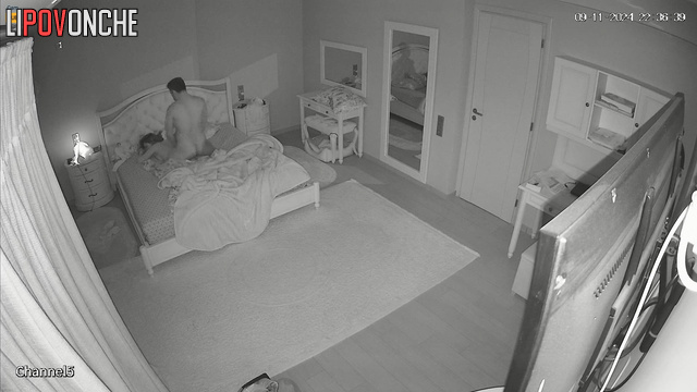 Romantic date going well / bedroom hidden camera