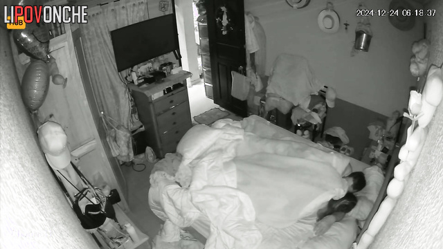 The best way to have fun at night is to fuck a stranger