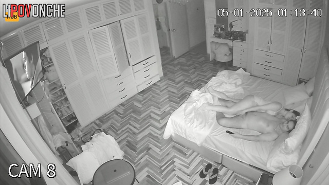 This couple from Peru can't just watch a movie-they need to fuck during it
