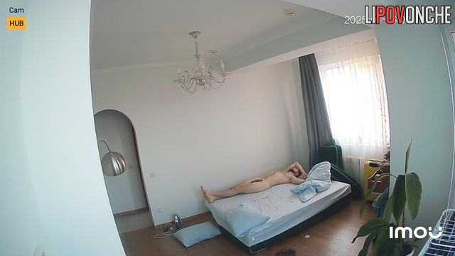 Hot sex scenes in the russian city (live video)