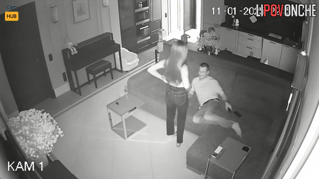 Russian guy fucked his girlfriend in mouth (live)