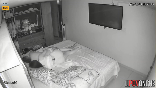 This long-haired babe fucks best (bedroom love)