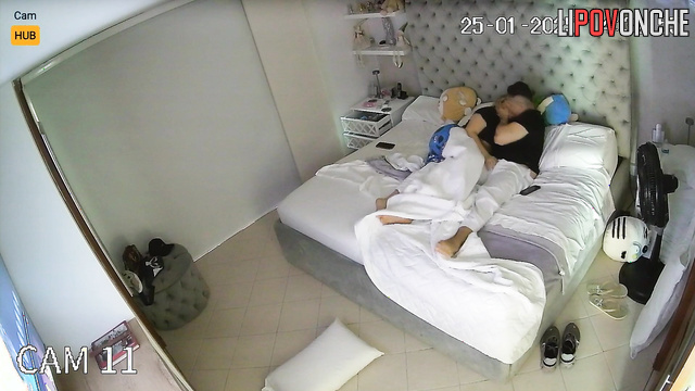 Bedroom sex scenes - he refused to give her cunnilingus