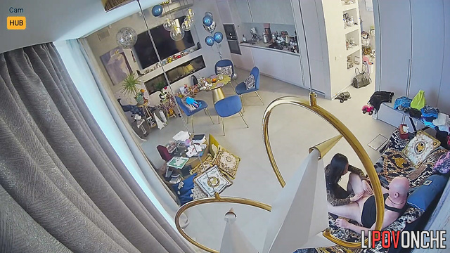 Blowjob in the living room - guy ordered a prostitute