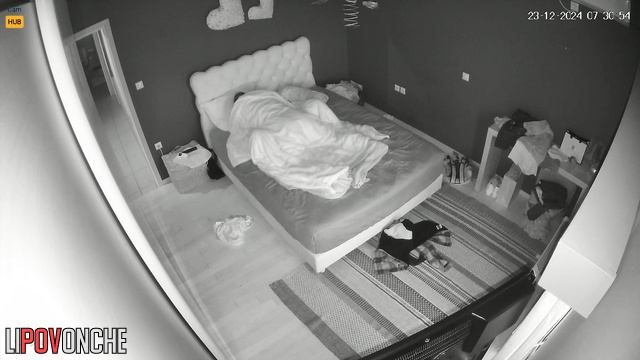Stranger invited her to sit on his dick, bedroom scenes