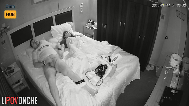 Chabby lady is very tired after five minutes of sex