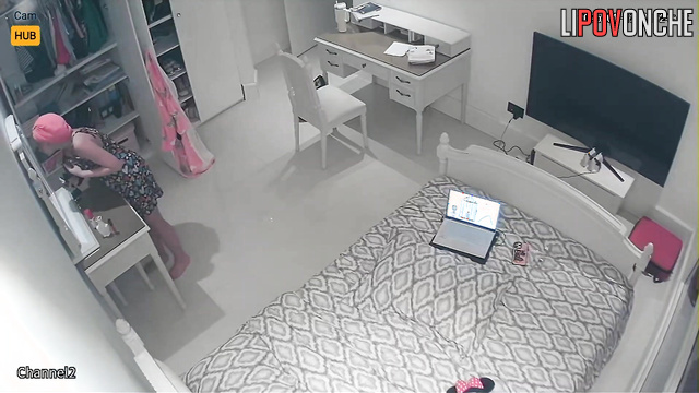 She getting dress waiting for her fucker - solo bedroom video
