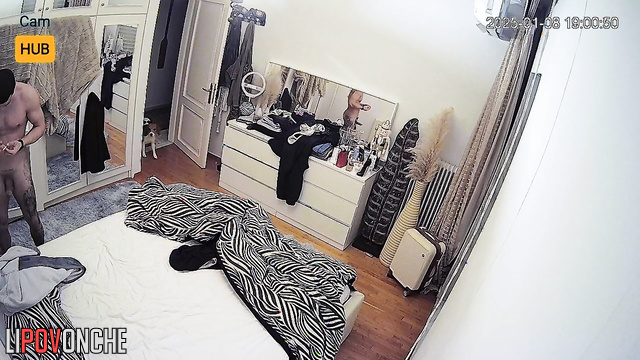 Young guy with long cock fucked her sweet, bedroom tape