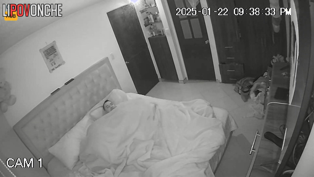 Chubby babe with big boobs making blowjob under sheets