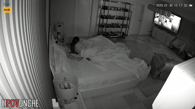 Brunette making him oral pleasure during tv watching