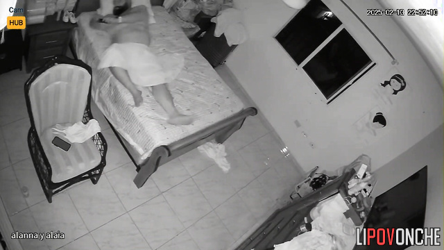 Evening blowjob and cunnilingus in the bedroom of a family of chubby Dominicans.