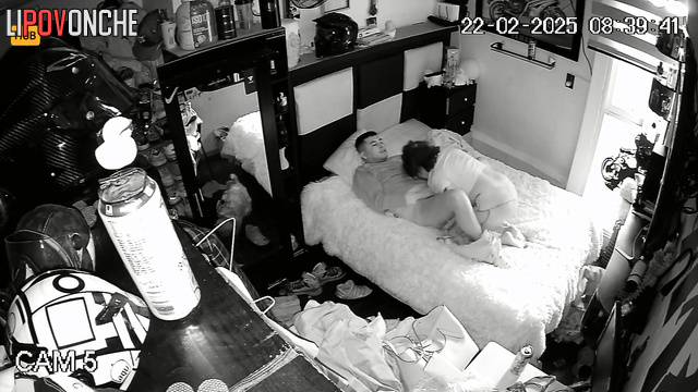 Excited Mexican girl gives a blowjob to her bored lover