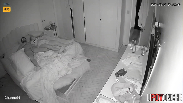 I place wet pussy of my girlfriend right on my cock - as it should be