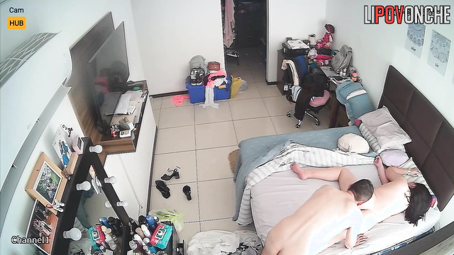 The husband brought his naked, chubby wife with a hairy pussy to bed