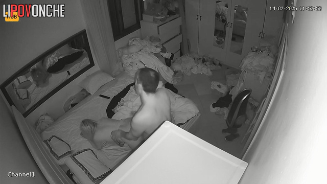 Sexy blonde danced with me and then jumped on my big cock