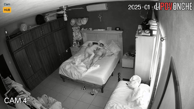 Couple of girlfriend and boyfriend from Mexico fucking since early morning