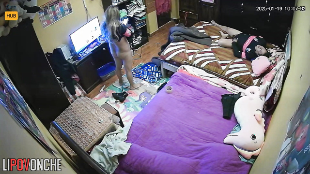 See what this man does with other lady while his wife is not at home