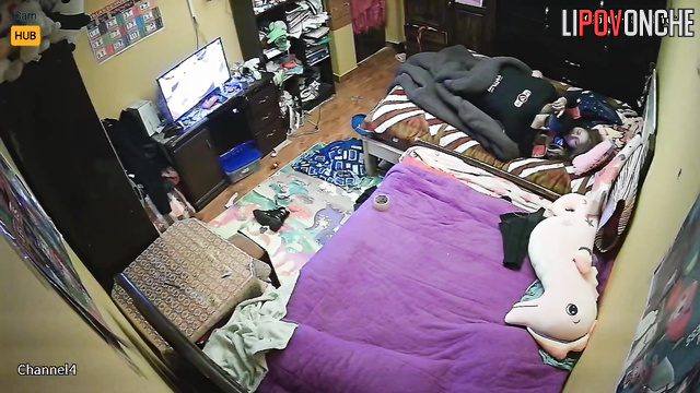 See what this man does with other lady while his wife is not at home
