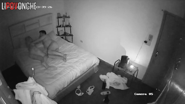 Blowjob and sex in pitch darkness (home spy camera)