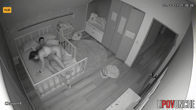 She twerks on that cock with her firm ass [bedroom hidden cam]