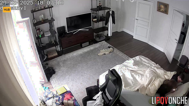 Young Russian girl loves to make out with her boyfriend before going to bed