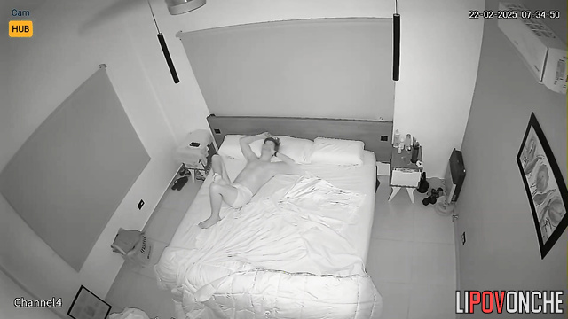 She could ride on my dick for entire life (leaked video from bedroom)
