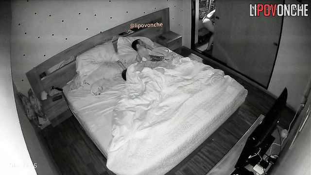 This man is lucky to have such a beautiful wife with such body