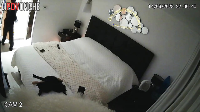 She dried her long hair and went to bed, solo tape