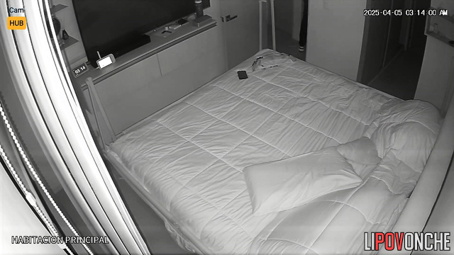Young woman fucks her partner and doesn't know about hidden camera