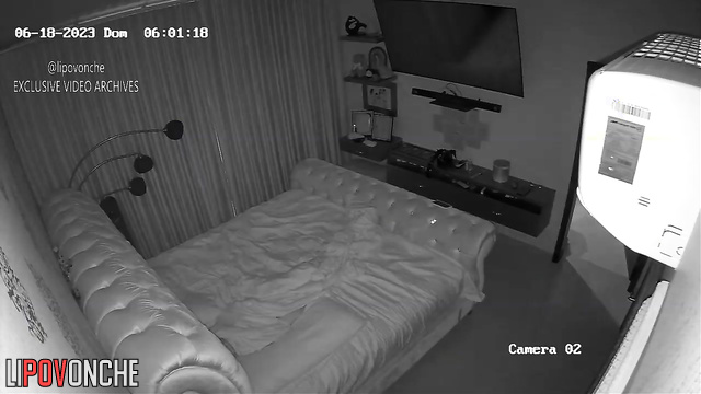 She moaned softly and he fucked her - bedroom scene