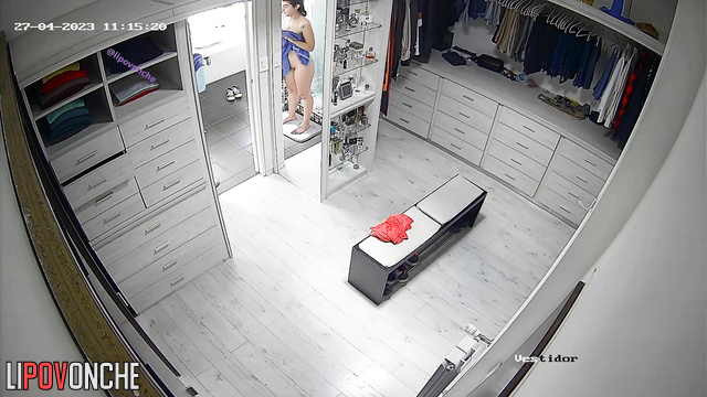 Passionate girl wirh nice ass walks totally naked in her flat