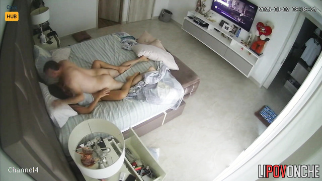 A sexy Colombian woman set her seductive ass up for her stepfather