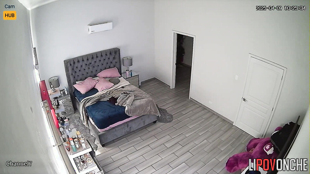 Big-ass Mexican hottie with hairy pussy gets dressed after a nap