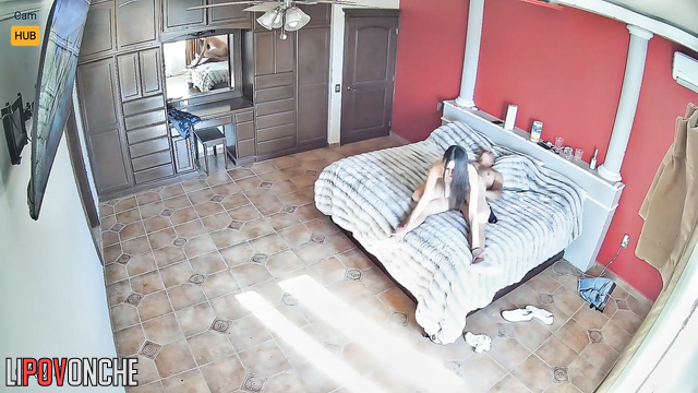 Stud fucked her in missionary and then in doggystyle