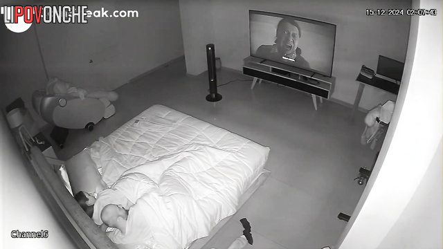 They only have sex naked - bedroom hidden camera, look