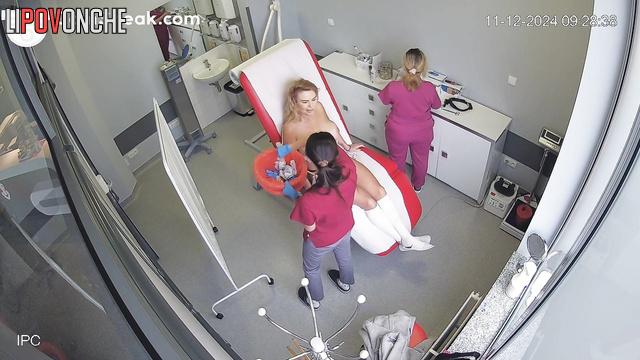 Bitch decided to increase her big boobs, public tape