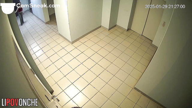 Watch what young couple did at night, cool secret video