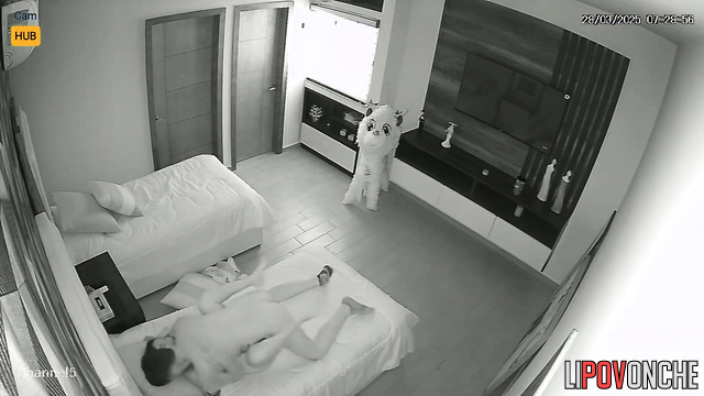Young couple fucking so fast and crazy, home video
