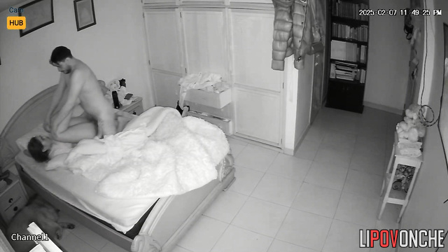 Missionary exercises at the cozy bedroom (girlfriend plus boyfriend)