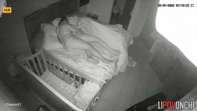 Cunnilingus is her daily need (someone fixed a hidden cam in their bedroom)