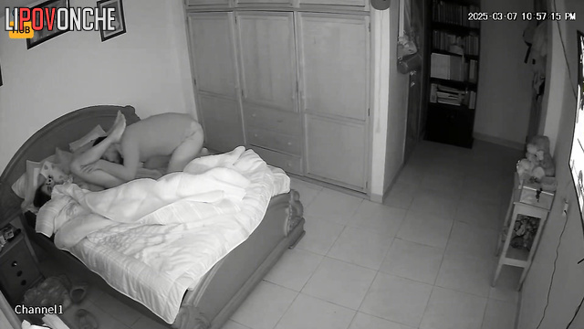Married couple always has oral sex in the morning, watch it