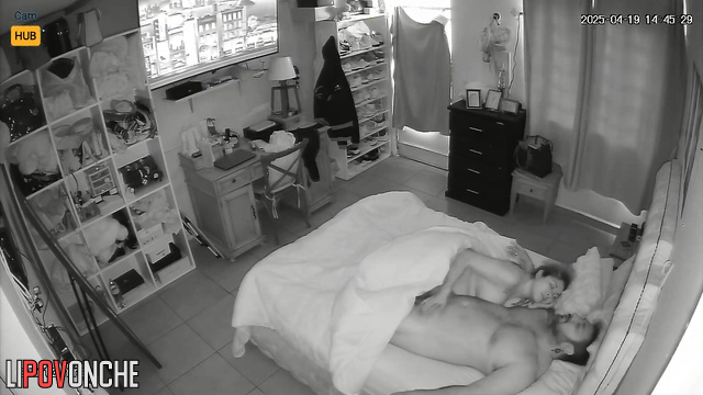 She proved her love with a blowjob, bedroom hot scenes