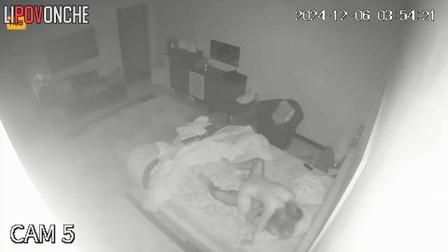 They are very dirty in bed, look / night hidden video