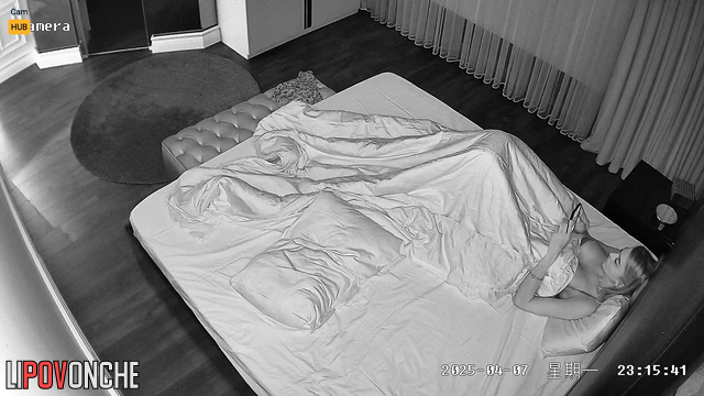 They love kissing during foreplay and sex - home video