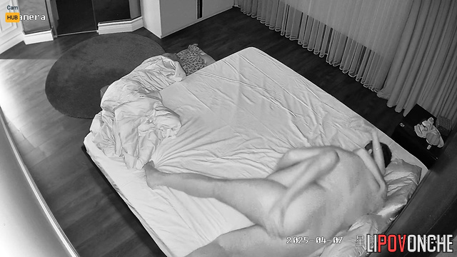 They love kissing during foreplay and sex - home video