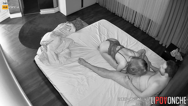 They love kissing during foreplay and sex - home video