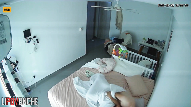 Bald husband fucked his sexy tanned wife with a big pleasure