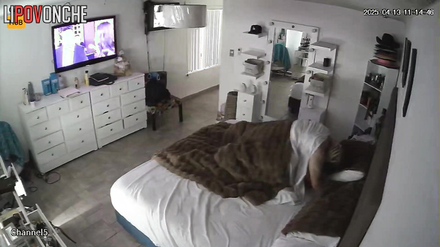 Man invited her at home to fuck hard (hidden camera)