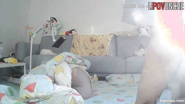 Asian couple dosn't mind fucking on the dirty floor